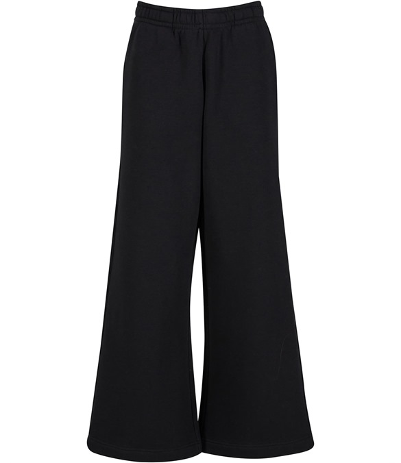 Women?s wide-leg sweatpants